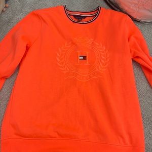 tommy hilfiger sweater